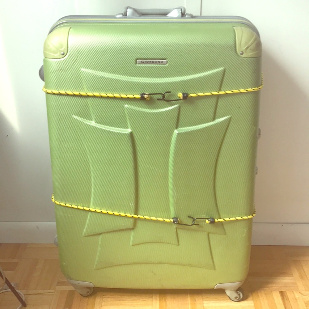 Giordano suitcase